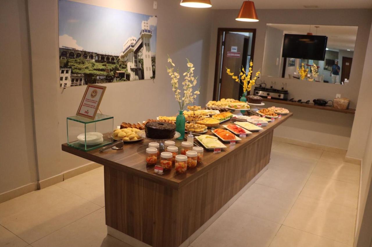Onix Hotel Aeroporto Лауро де Фрейтас Екстериор снимка