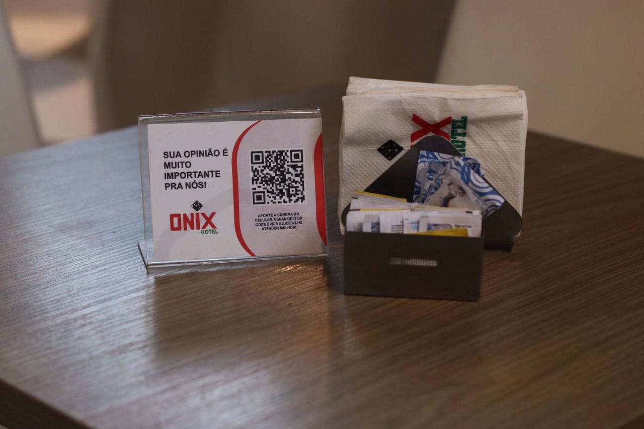 Onix Hotel Aeroporto Лауро де Фрейтас Екстериор снимка