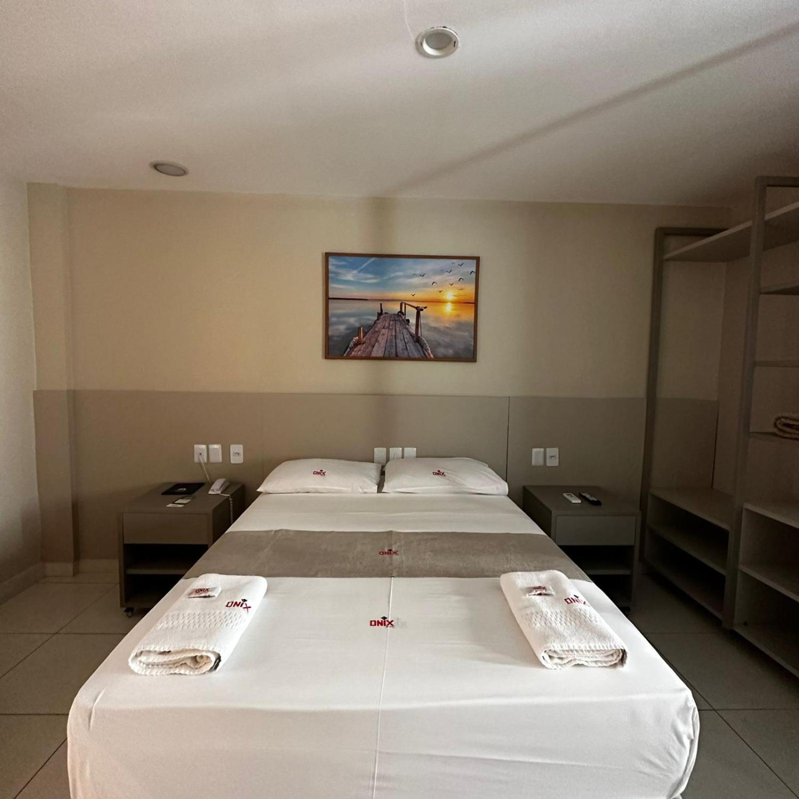 Onix Hotel Aeroporto Лауро де Фрейтас Екстериор снимка