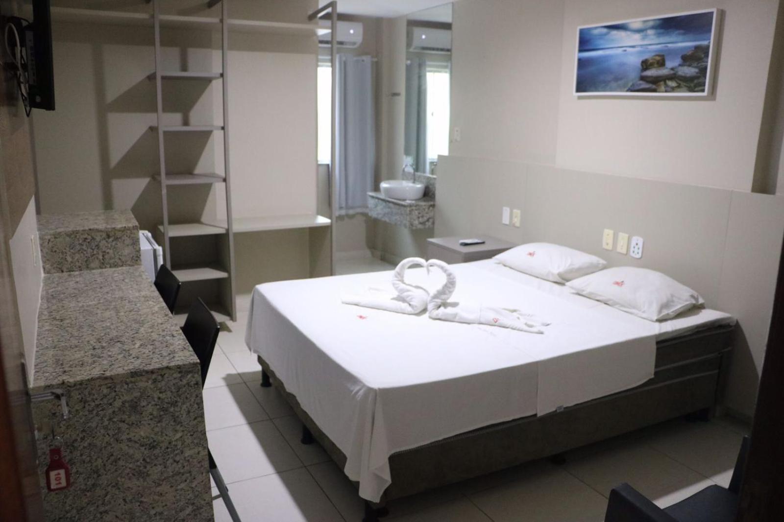 Onix Hotel Aeroporto Лауро де Фрейтас Екстериор снимка