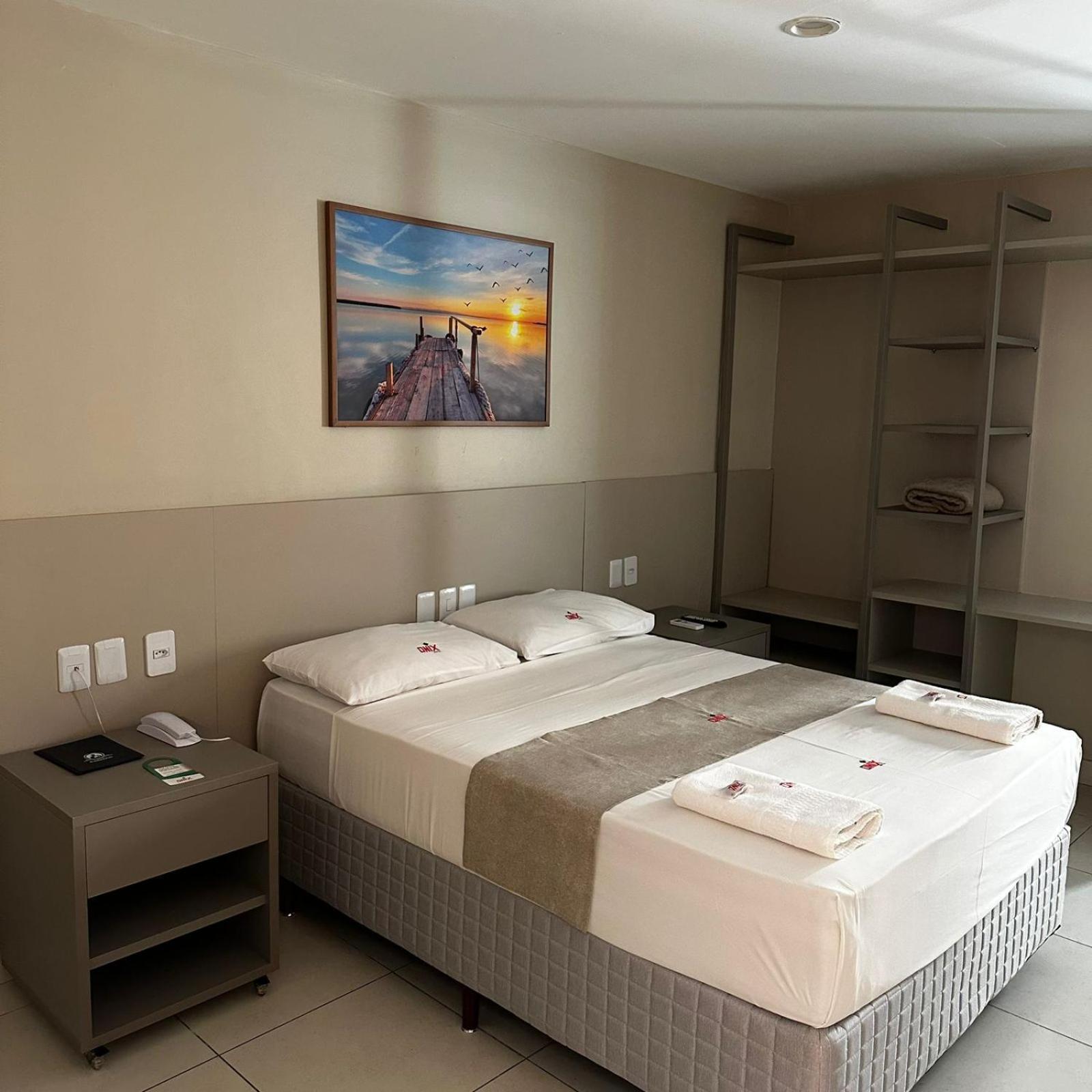 Onix Hotel Aeroporto Лауро де Фрейтас Екстериор снимка