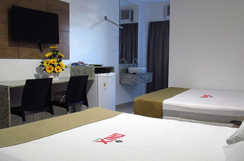 Onix Hotel Aeroporto Лауро де Фрейтас Екстериор снимка